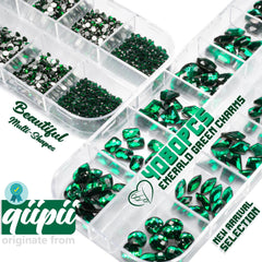 qiipii close-up of K9 glass facets with strong sparkle and clarity