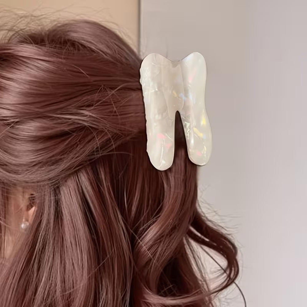QUNITKAST tooth hair clip side profile showing jaw curve and strength