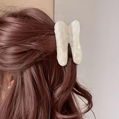 QUNITKAST tooth hair clip side profile showing jaw curve and strength