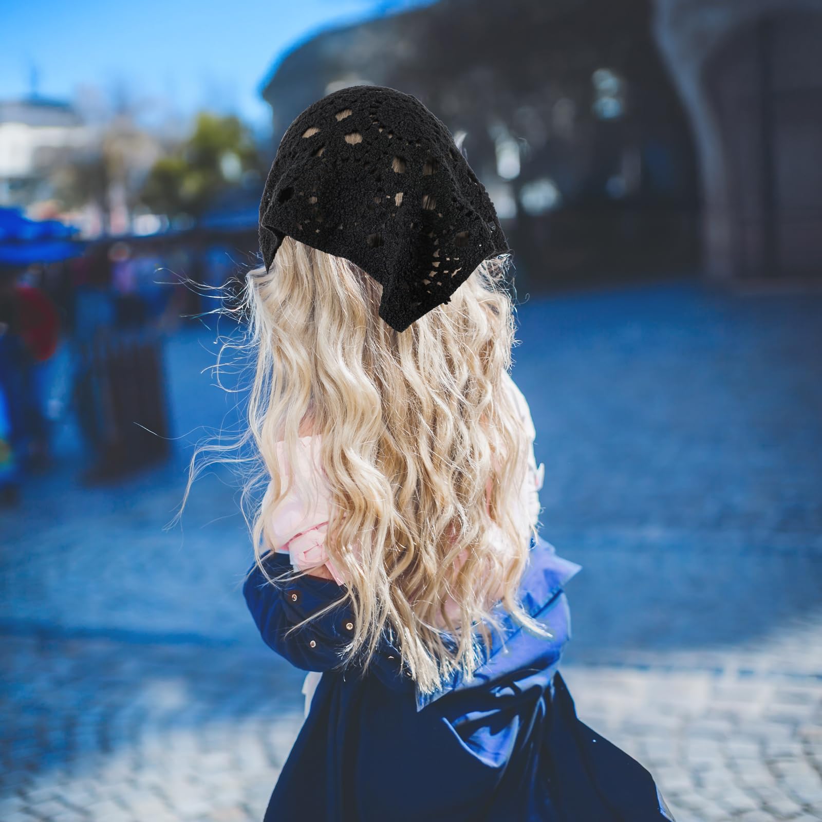 Qulkws model wearing black headscarf demonstrating secure fit advantage
