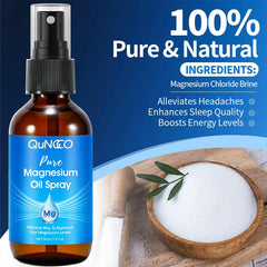 QUNGCO magnesium lotion pump and label detail highlighting botanical ingredients