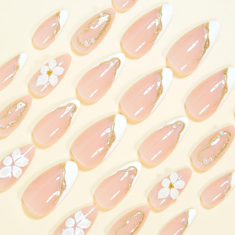 QUNQINLI close-up of 3D gold stripe and pearl flower accents highlighting decorative detail