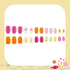 QUNQINLI nails applied on hand demonstrating fast at-home manicure benefit