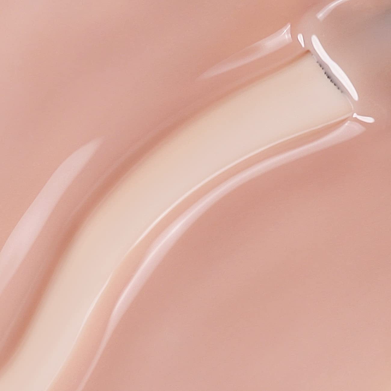 RARJSM applying rubber base to nail tip, demonstrating quick extension and shaping benefit