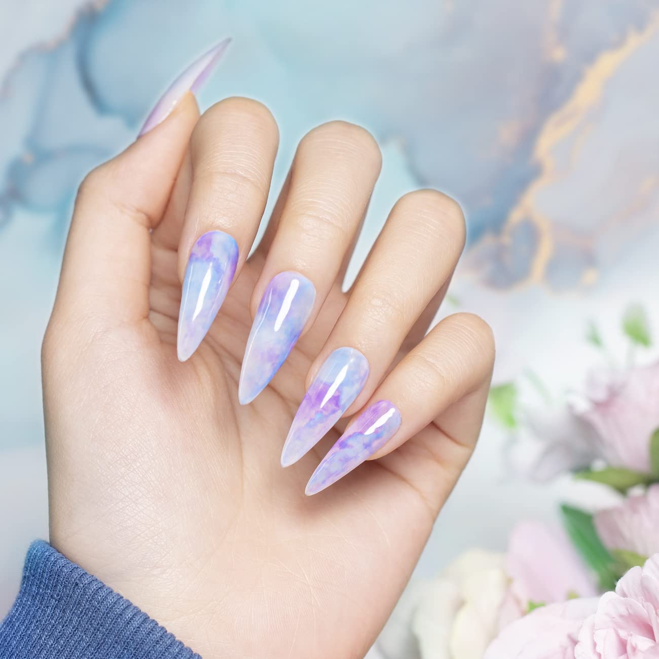 RARJSM applied to nail creating marble effect that enhances design control