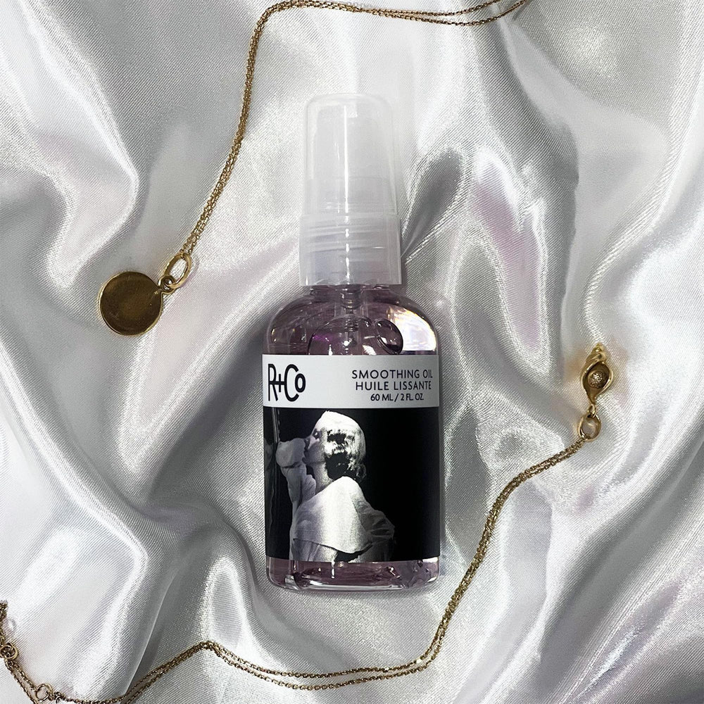 R+Co two way mirror oil texture drop demonstrating lightweight absorption benefit