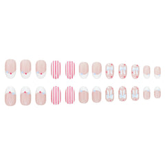Rdntbeu nails worn on fingers demonstrating polished look and instant style boost