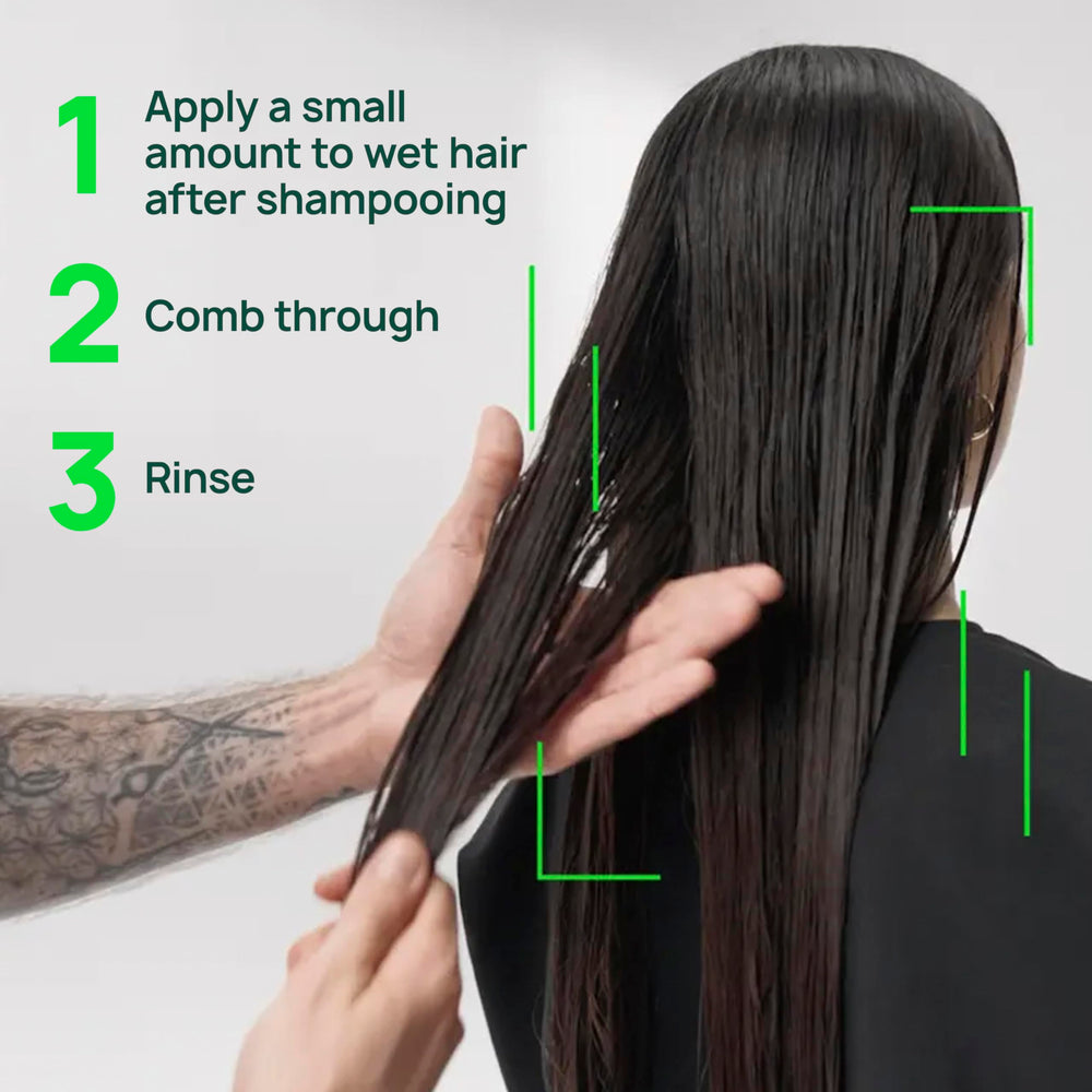 René Furterer applying conditioner in shower for detangling benefit