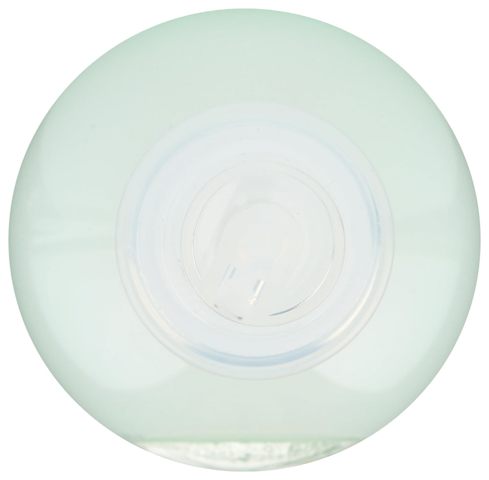 RENPURE mist settling on hair strands to show lightweight texture and reduced frizz benefit