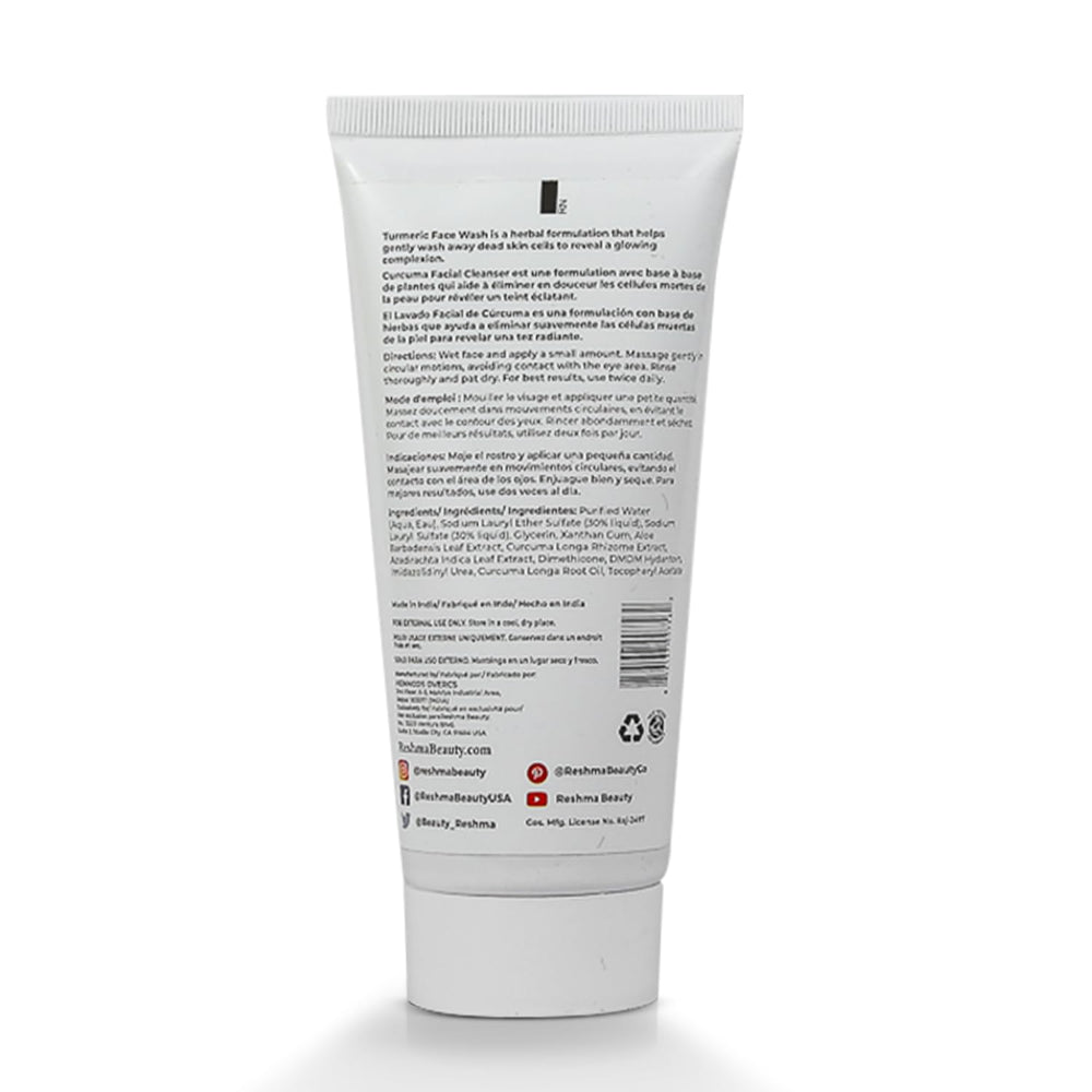 Reshma Beauty creamy foam texture close-up for gentle cleansing