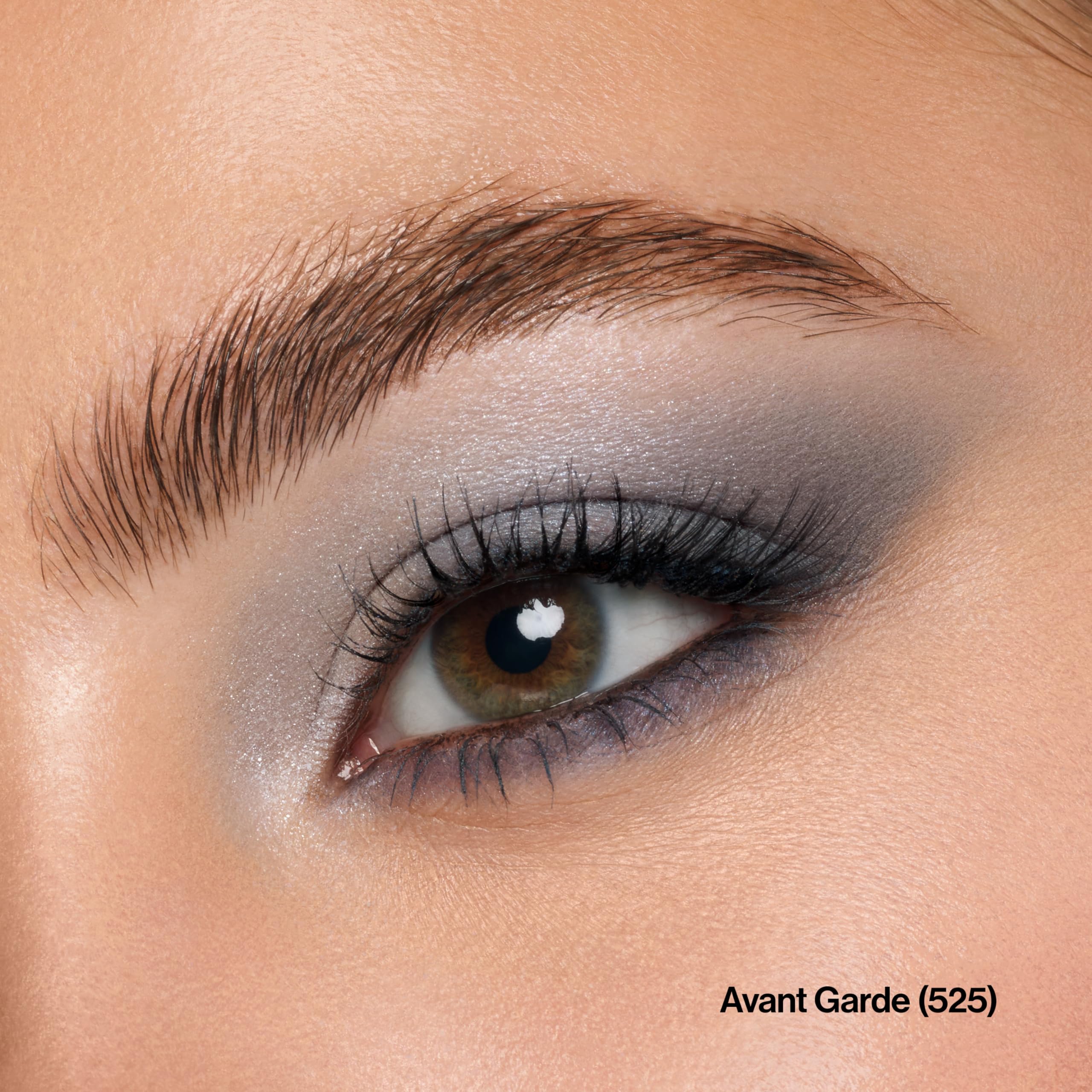 REVLON PhotoReady close-up of powder texture for smooth blending benefit