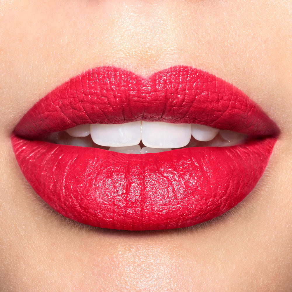 Revlon creamy-to-matte texture close-up showing smooth glide and hydrating finish