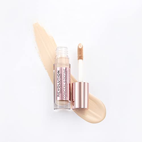 Revolution Conceal & Define C1 doe-foot applicator delivering precise product