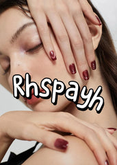 rhspayh lifestyle shot of woman wearing nails for an instant polished look