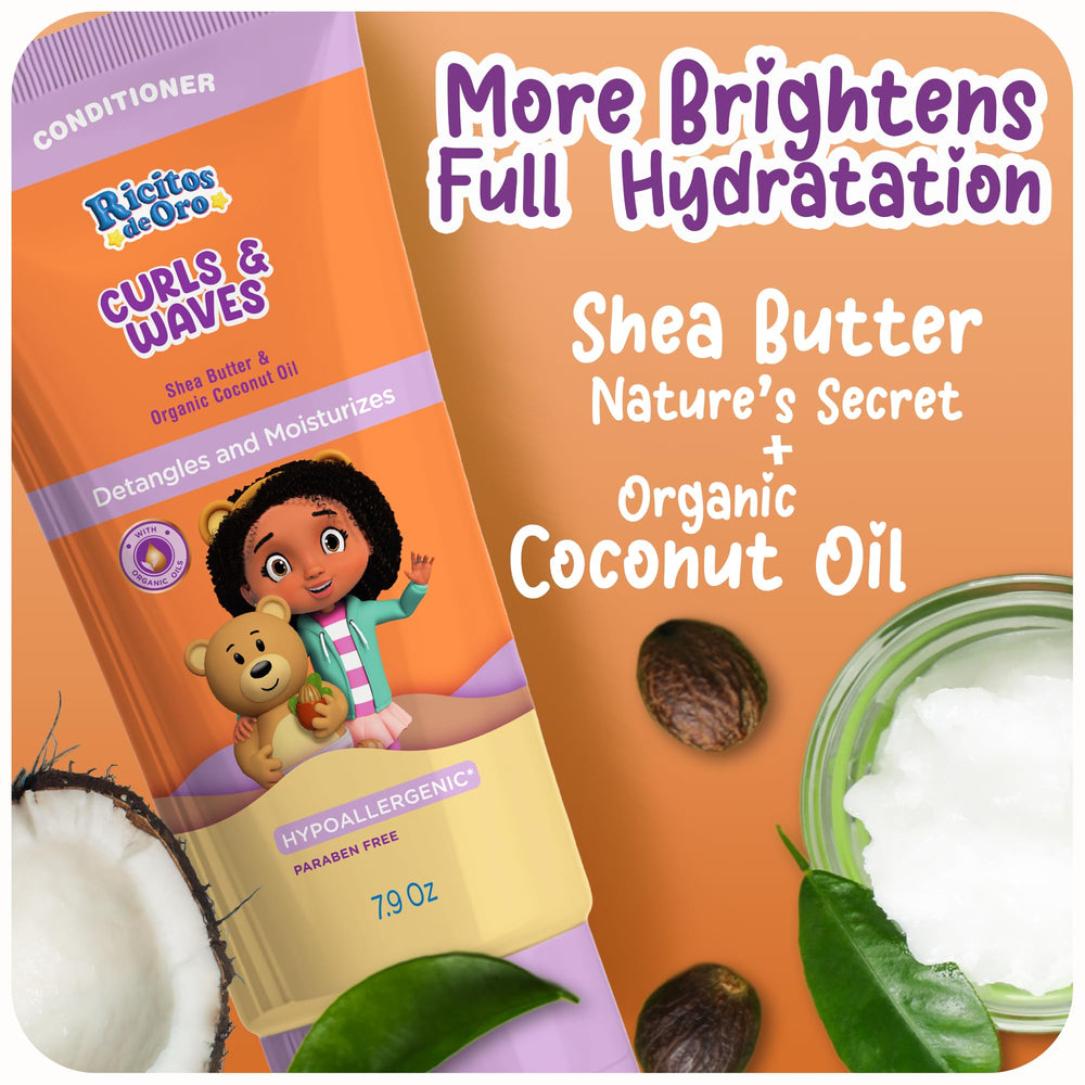Ricitos de Oro child applying conditioner demonstrating gentle detangling benefit