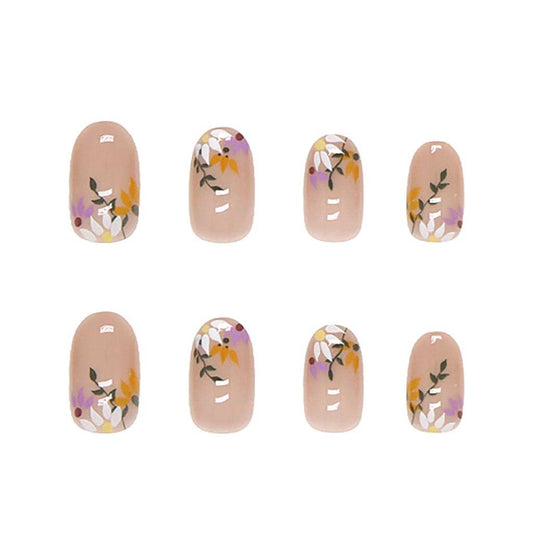RikView close-up of floral design and French tip offering visible salon-level detail