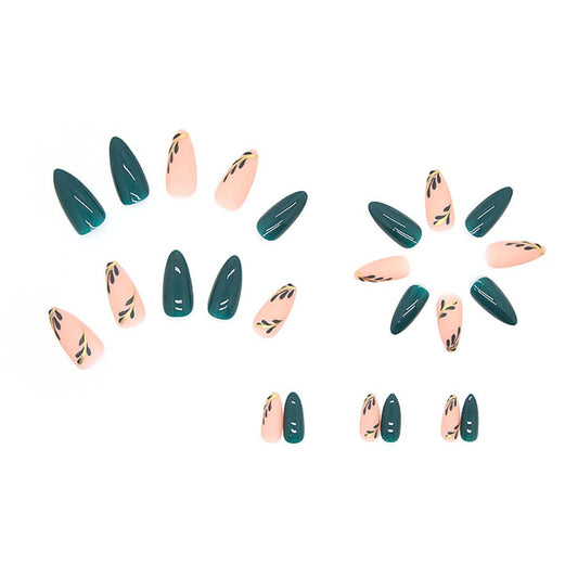 RikView close-up of almond nail shape highlighting precise edges and curvature