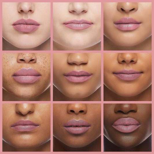Rimmel Lasting Finish close-up of Black Diamond pigment texture revealing luminous shine and fuller-lip effect