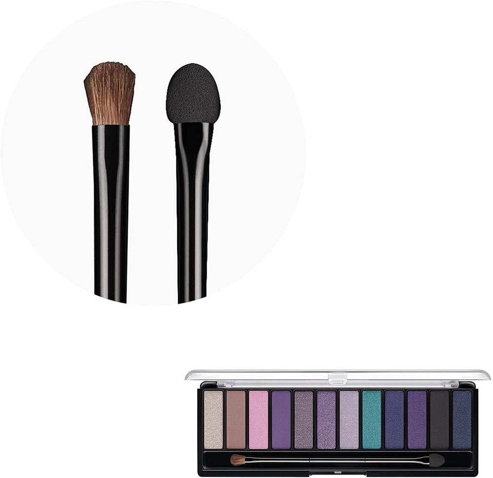 Rimmel Magnif'Eyes application with brush showing wet liner precision and control