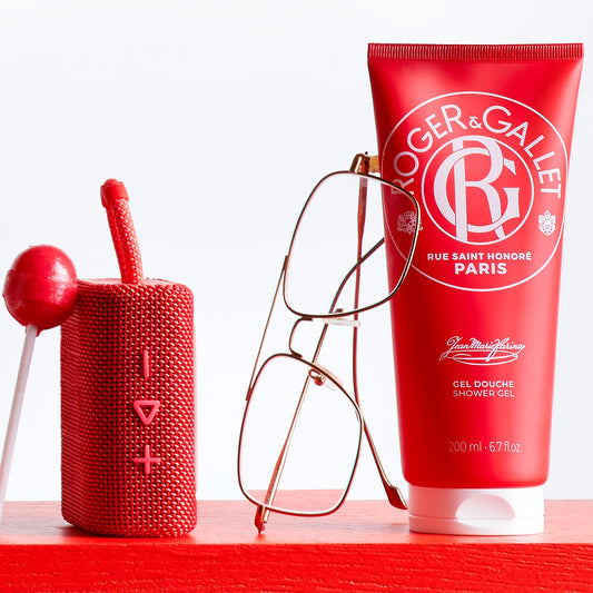ROGER & GALLET label close-up showing Jean Marie Farina branding and product details