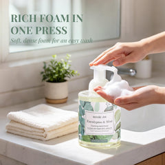 ROMIIE ZOI next to a water glass for 500ml size comparison, long-lasting supply