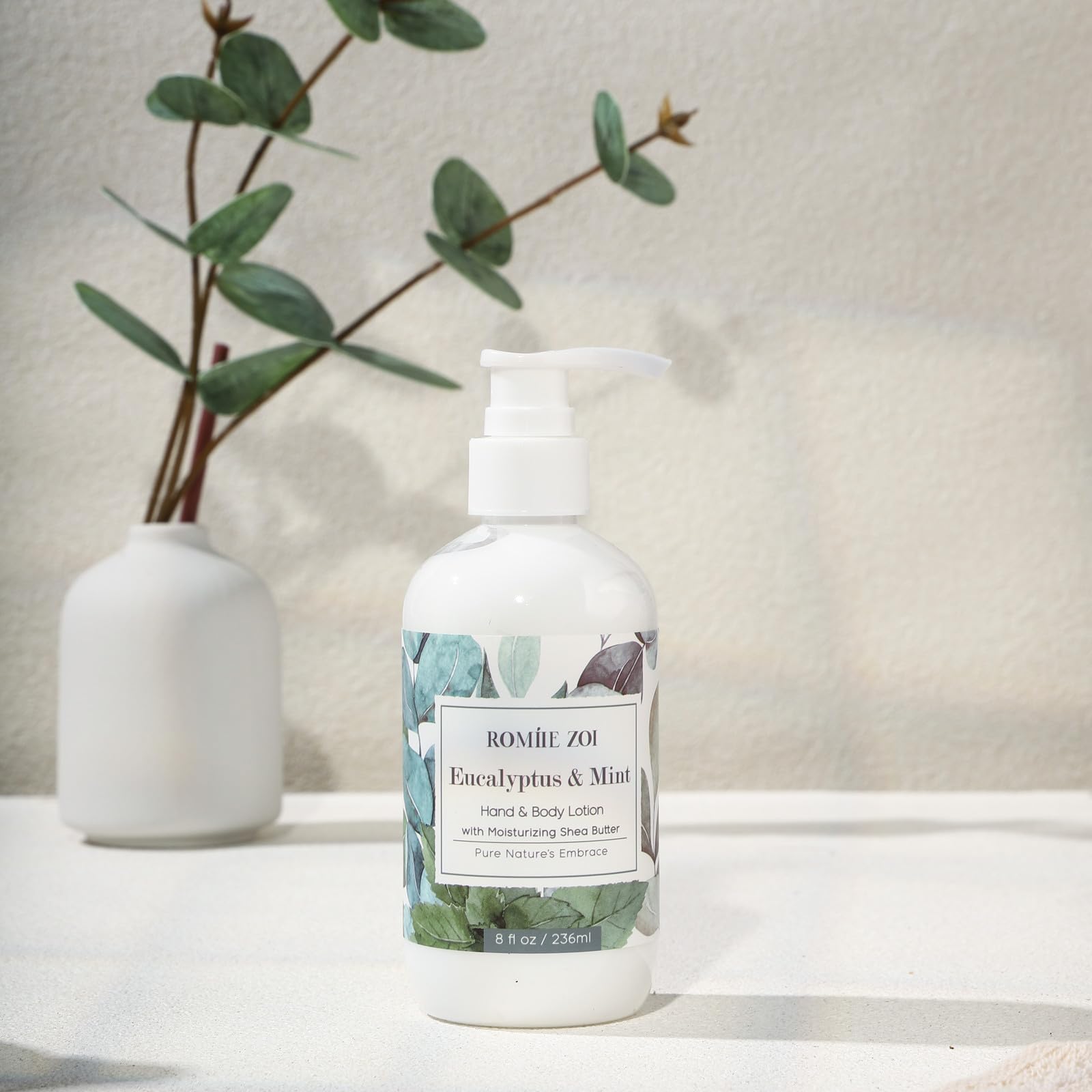 ROMIIE ZOI bottle with gift box showing ready-to-gift convenience benefit