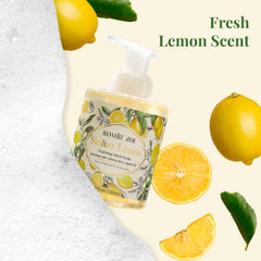 ROMIIE ZOI pump dispensing creamy foam, demonstrates gentle fast lather