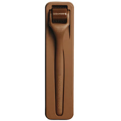 ROSELYNBOUTIQUE handle detail demonstrating ergonomic grip for controlled rolling