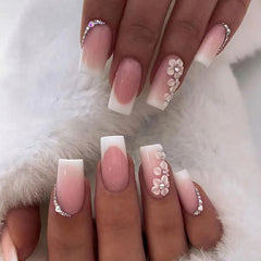 RTKHFZE front packaging showing 24 nails and accessories for fast application