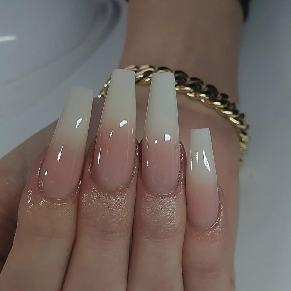 RTKHFZE front packaging shows elegant nails and benefits