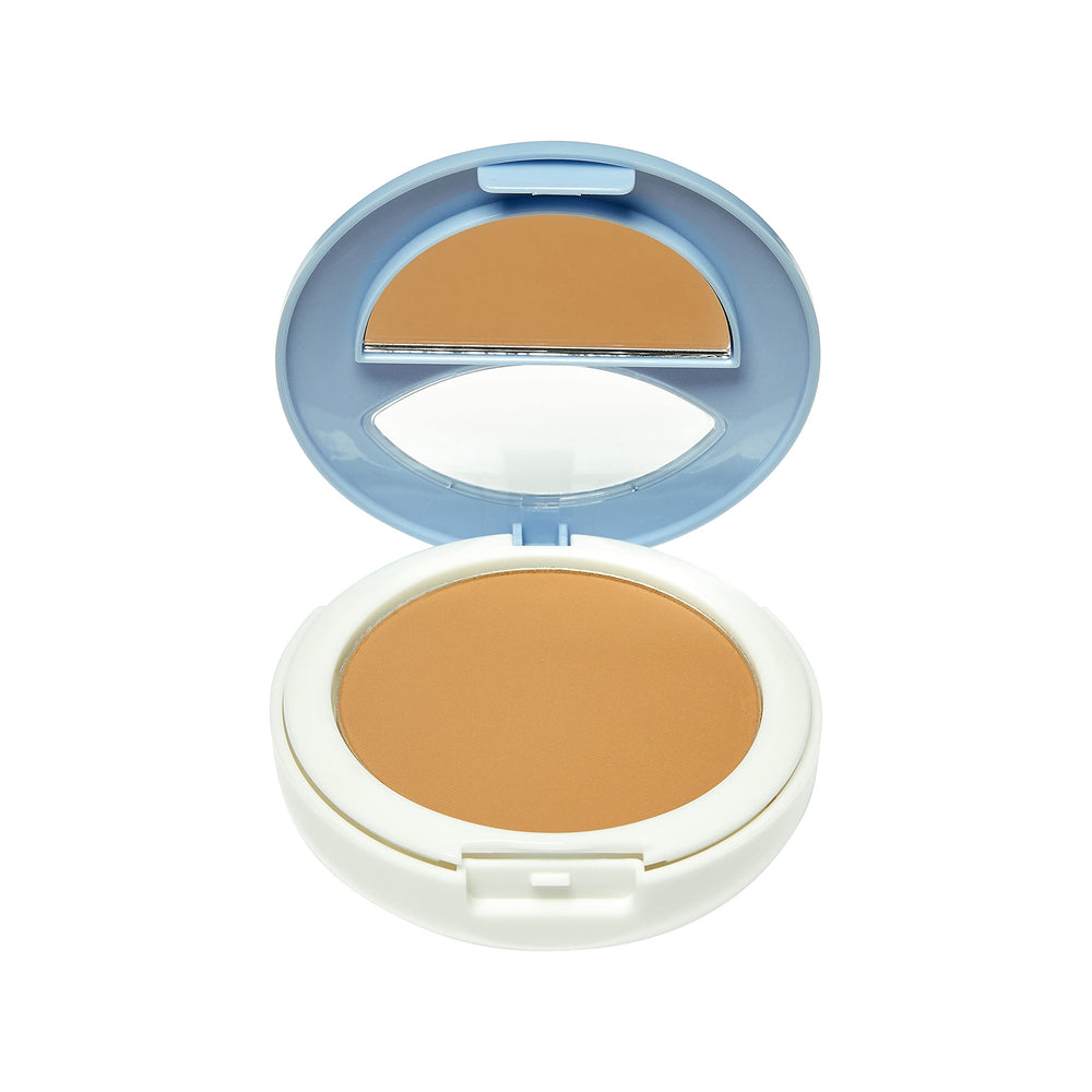 Ruby Kisses powder texture close-up revealing smooth blendability benefit