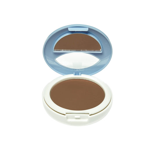 Ruby Kisses close-up powder texture demonstrating smooth application