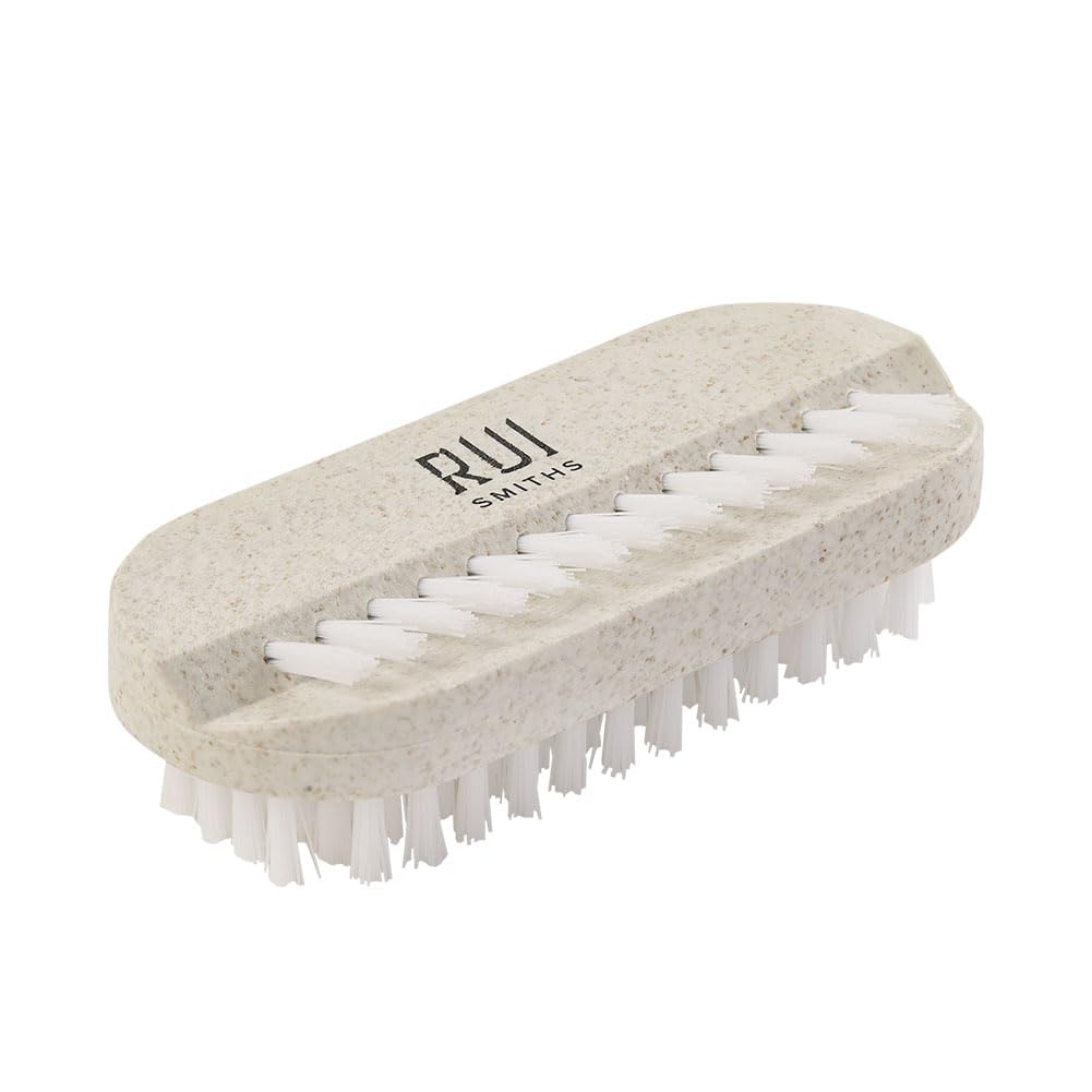 Rui Smiths front view showing dual-bristle face for precise cleaning