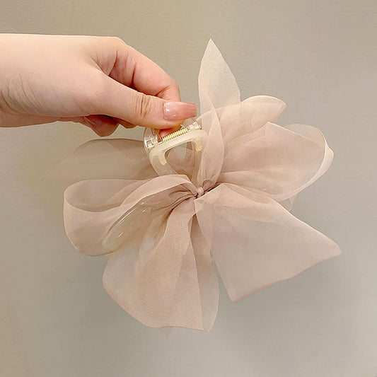 RUIYDZ close-up of chiffon bow detail showing soft texture and decorative appeal