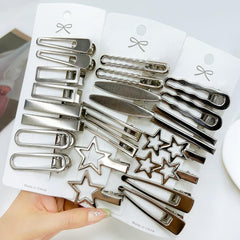 RUIYDZ front packaging showing 24 silver hair clips, convenient storage benefit