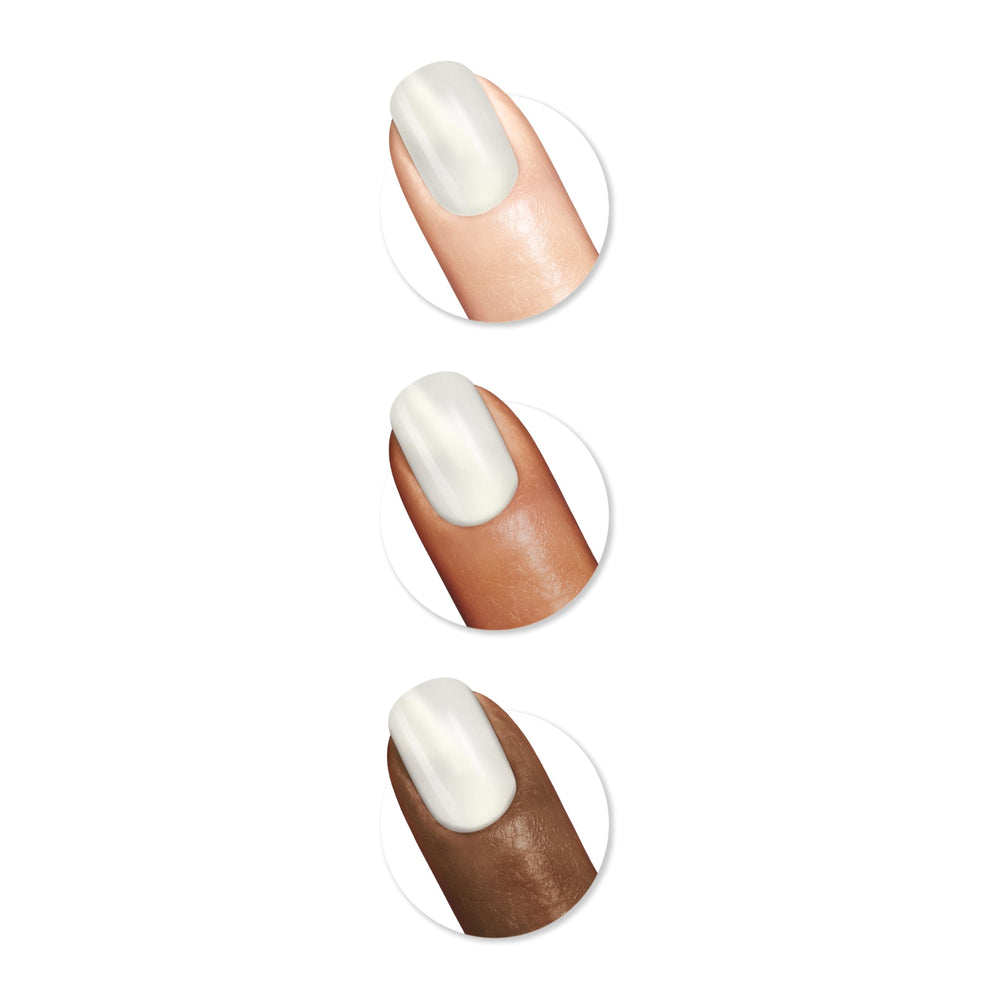 Sally Hansen brush stroke demonstrating smooth application and even coverage