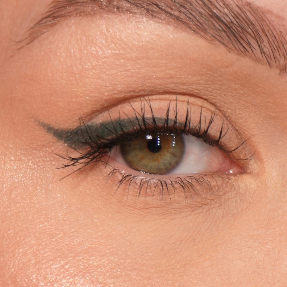 Sandstone Scandinavia pencil tip close-up revealing creamy point for precise application benefit