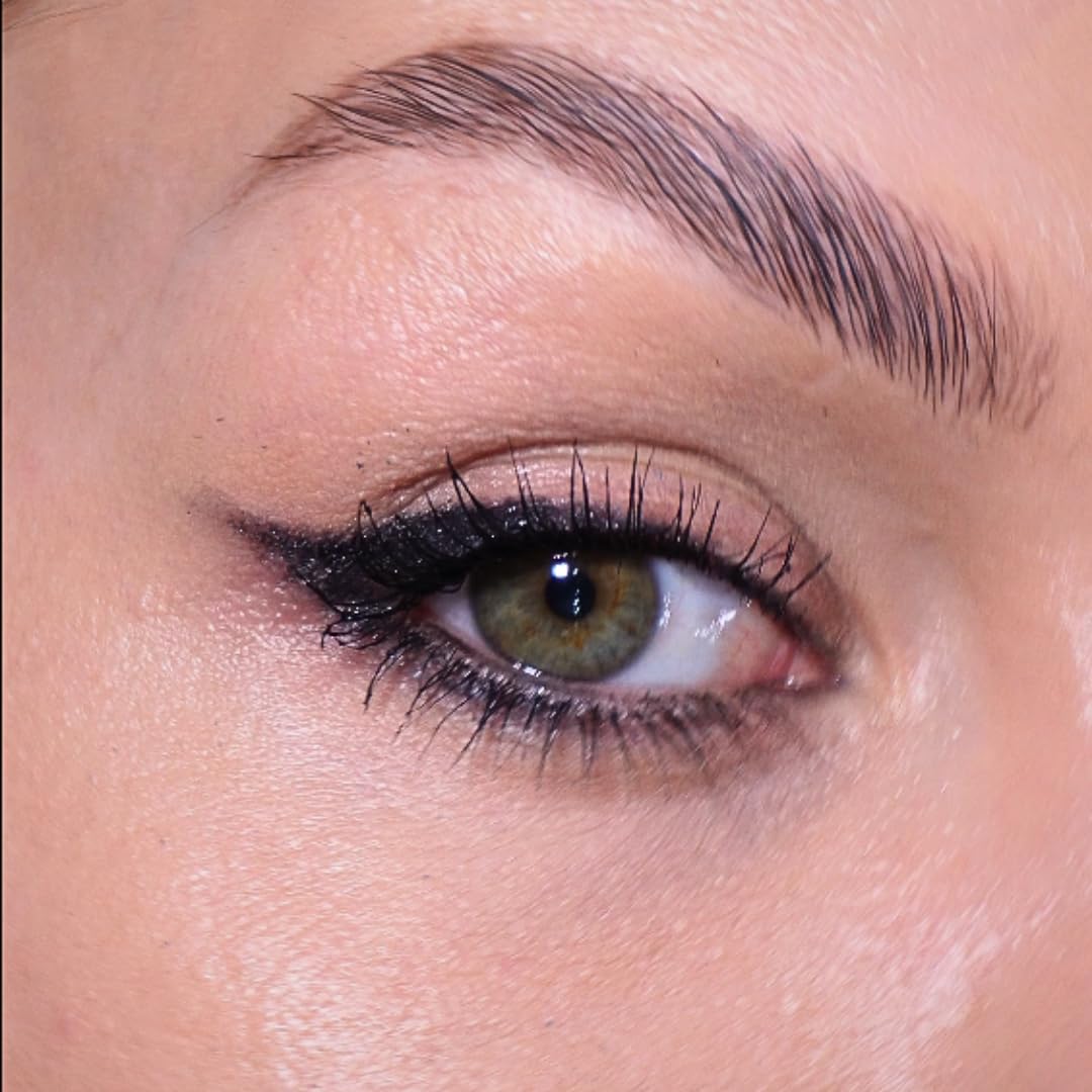 Vanity scene with Sandstone Scandinavia eyeliner conveying gentle, everyday beauty routine