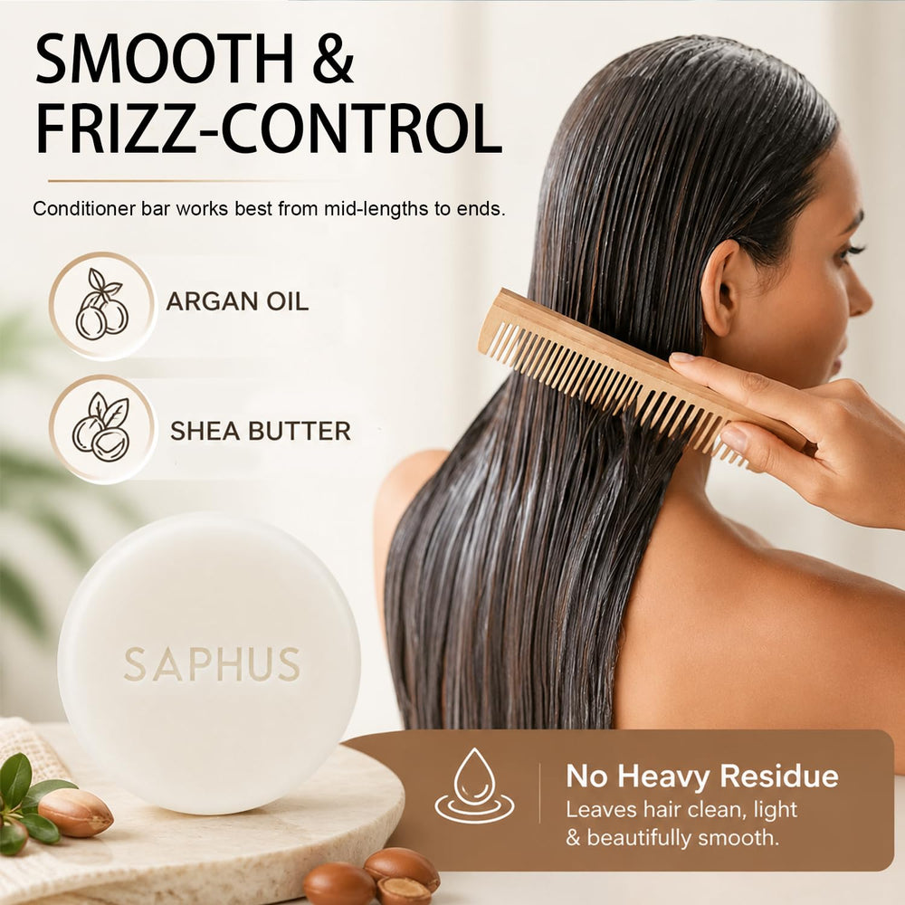 SAPHUS bars in hand to show compact size and long-lasting value