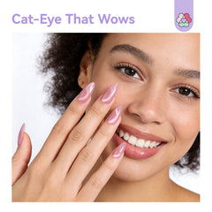 SAVILAND magnet creating crisp cat-eye on gel polish in use