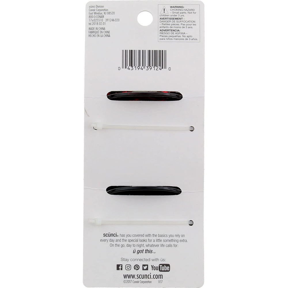 Scunci clip fastening thick hair demonstrating reliable all-day grip