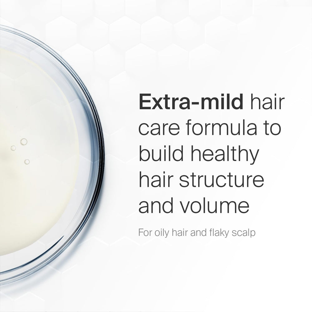 SEBAMED shampoo lather texture demonstrating effective cleansing benefit