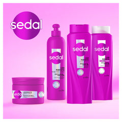 Sedal pour and foam detail showing light rinseable formula that adds shine