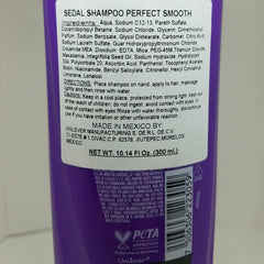 Sedal Liso Perfecto shampoo being lathered in hair, showing Sedal smoothing action and improved manageability
