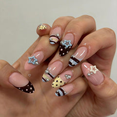 SEENEEY front packaging showing 24-piece pink Y2K nails and convenient kit