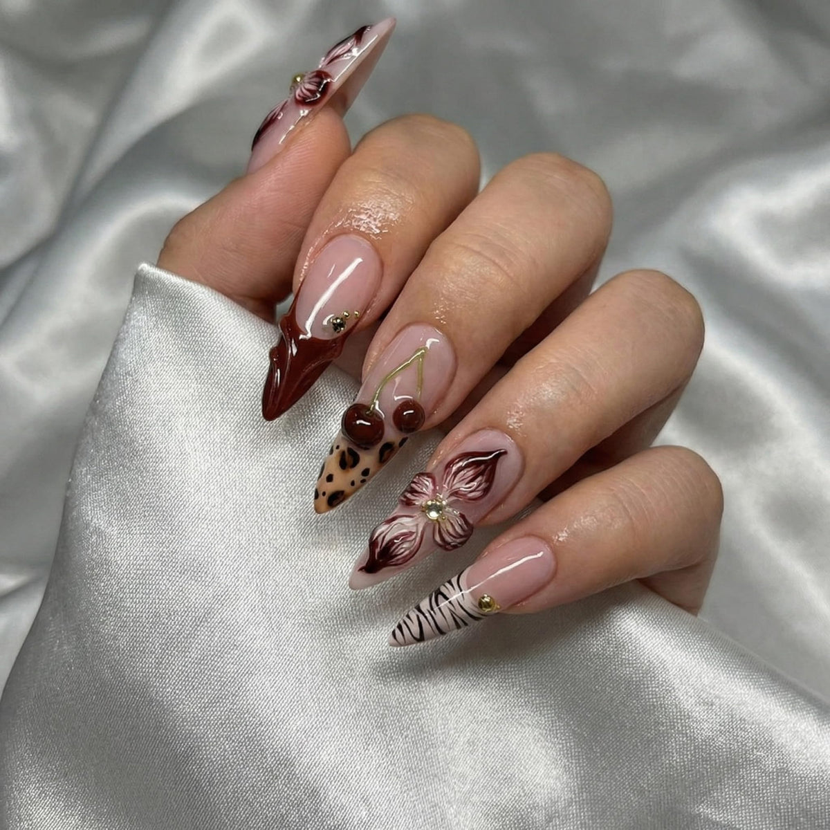 SEENEEY front packaging showing red almond press-on nails for instant style