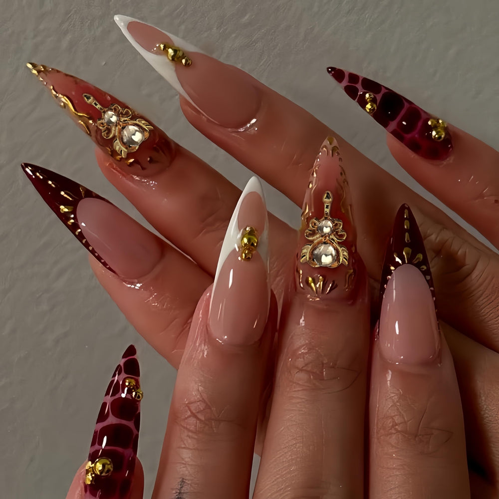 SEENEEY lifestyle evening outfit with nails, complements dressy occasions