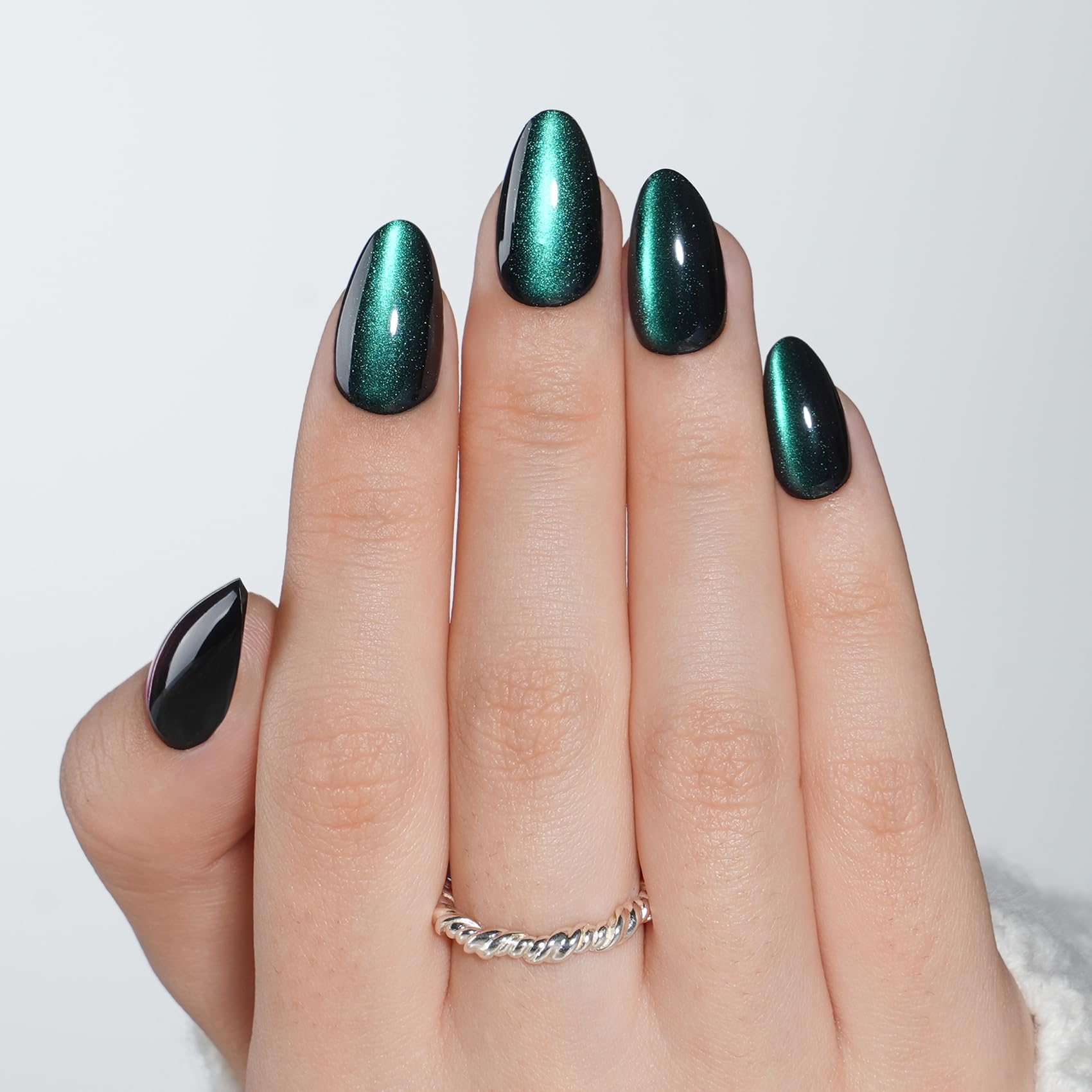 SEEWEE close-up of green cat eye texture highlighting glossy UV-coated durability