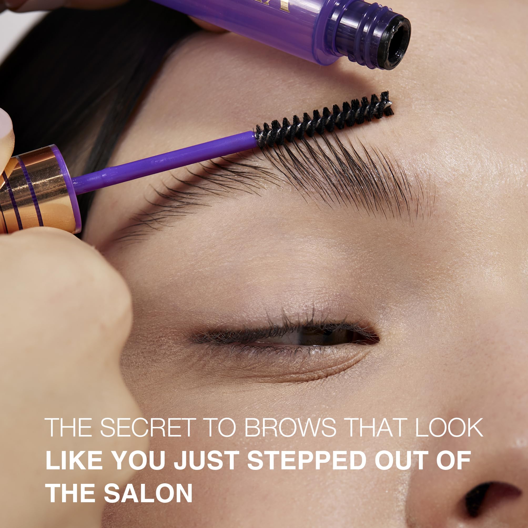 SELESTIA BEAUTY double-sided wand closeup demonstrating comb and brush for precision