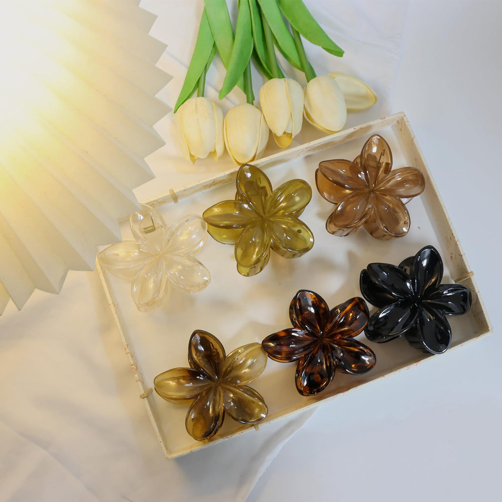 SEMATA clip worn with a beach outfit showing tropical aesthetic benefit for vacation styling